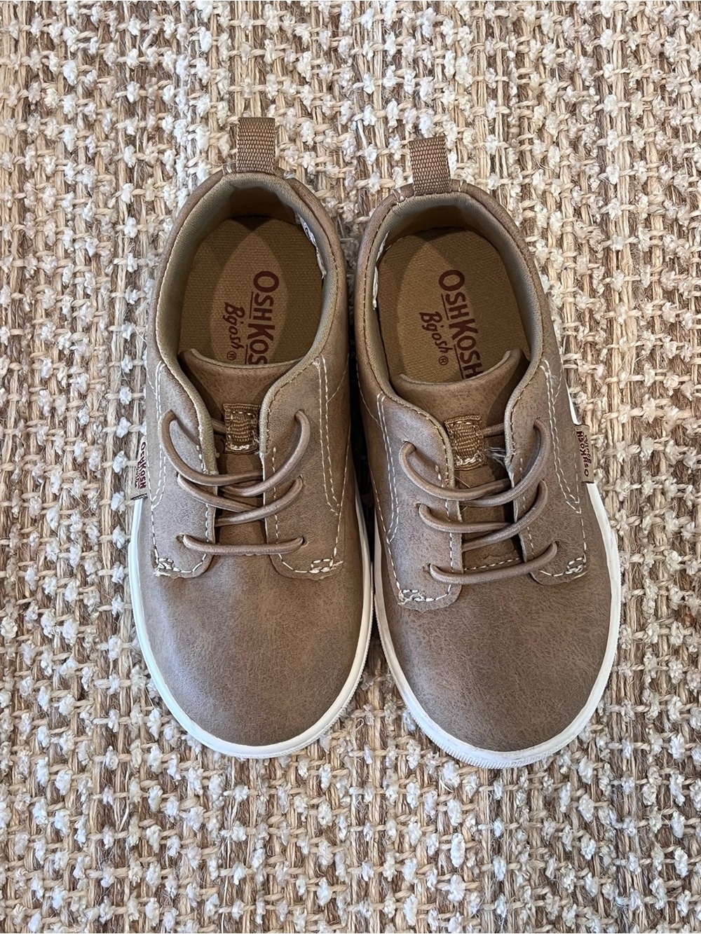 OshKosh B'gosh Kids Brown Casual Lace-Up Sneakers - Picture 2 of 7